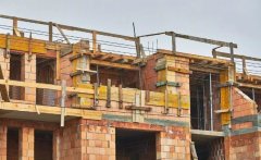 輕鋼、磚混、木材哪種建房比較好？