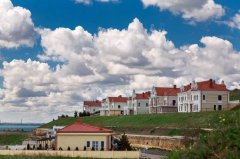 輕鋼別墅不牢固？一打就爛？來(lái)看看輕鋼的正規(guī)施工過程就知道了