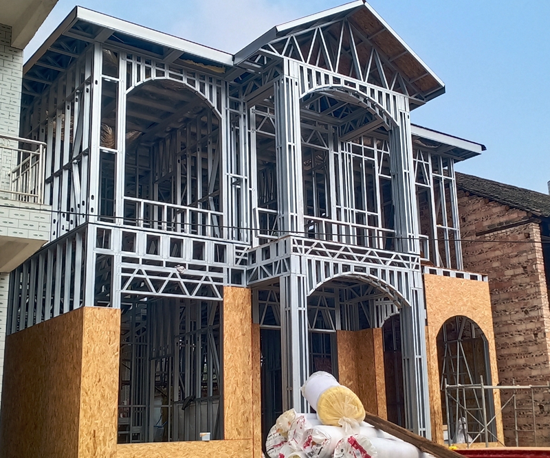 鋼結(jié)構(gòu)別墅多少錢一個平方？