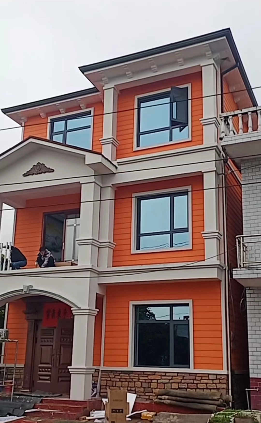 輕鋼房屋是否適用于私人度假屋或度假別墅建設？(圖2)