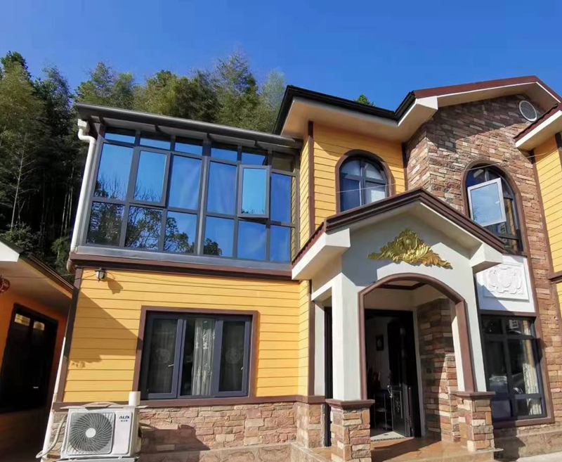 輕鋼房屋的外部圍欄和柵欄如何選擇和安裝？