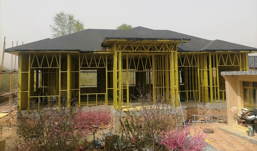 積石山攜手睿婕輕鋼別墅災(zāi)后重建，助力快速恢復(fù)居民住房