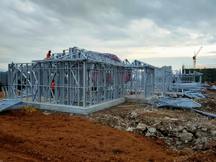 輕鋼別墅地基建設要求詳解：安全與穩(wěn)定的基石